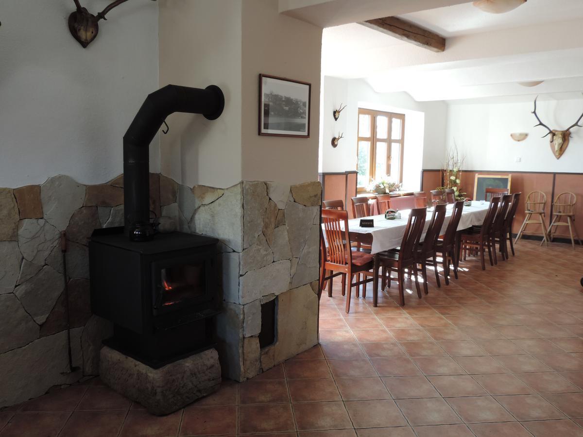 Ubytovaci Hostinec Na Skalach Budislav  Exterior foto