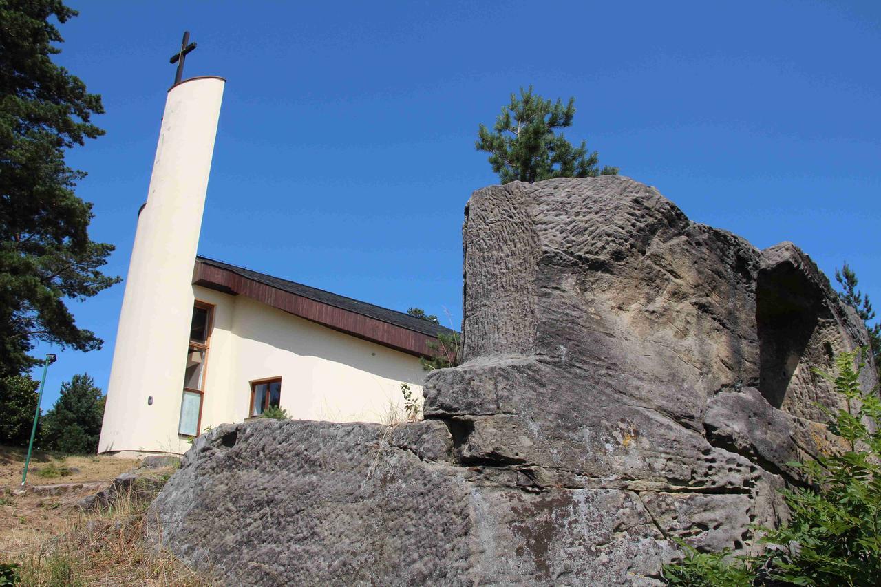 Ubytovaci Hostinec Na Skalach Budislav  Exterior foto